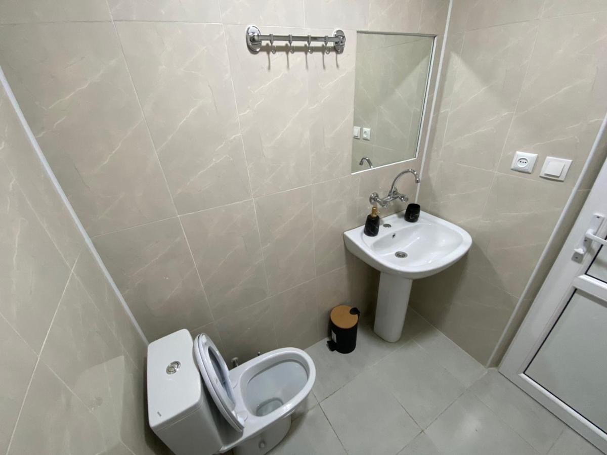 Guesthouse Luka Kutaisi Exterior photo